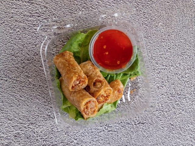 Crispy Egg Rolls (4).