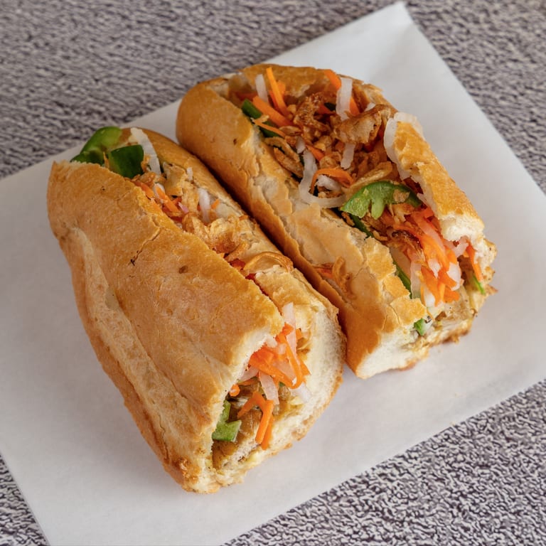 Savor Your Lunch with Us